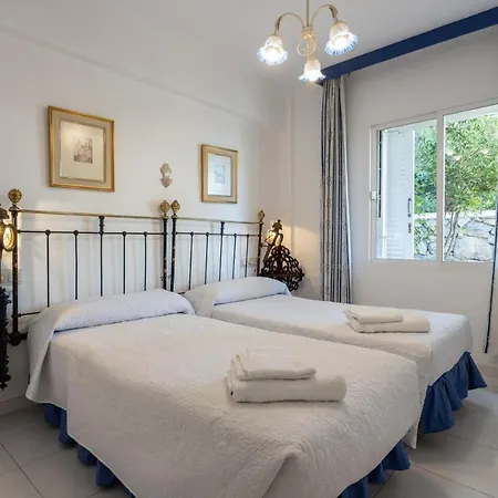 Casa San Cayetano Villa La Herradura (Granada)